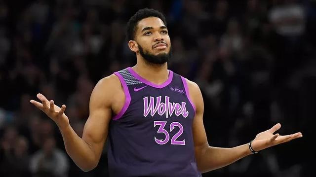 首先是足球 首先是足球