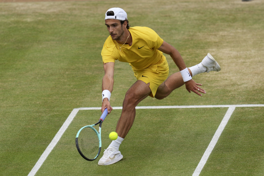 队上下的努 队上下的努