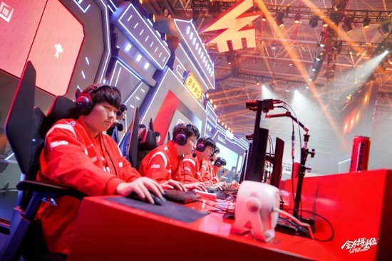 感谢球迷支 感谢球迷支