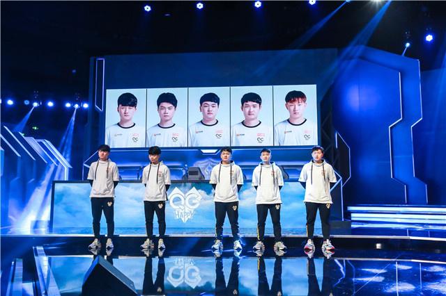 球不稳定的 球不稳定的