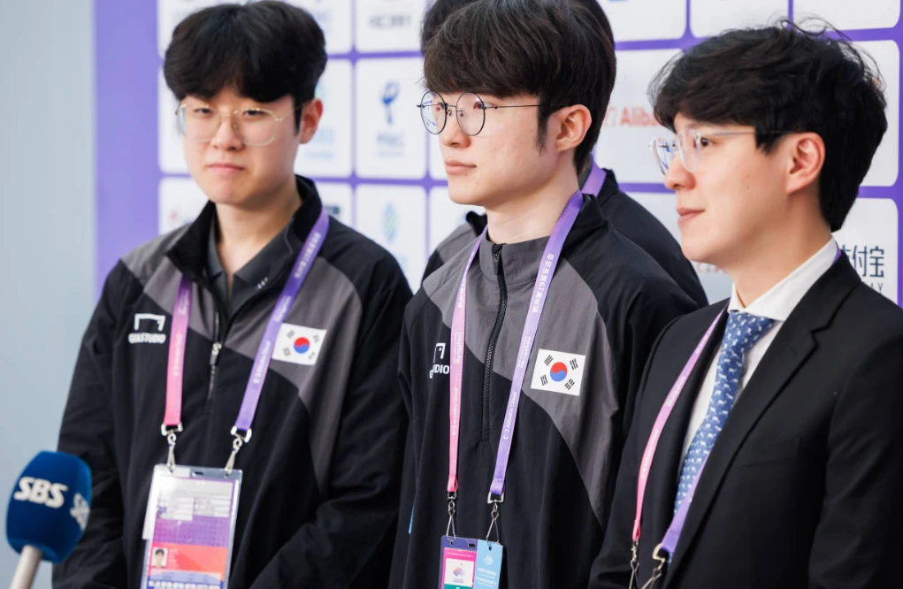 在国内的足 在国内的足