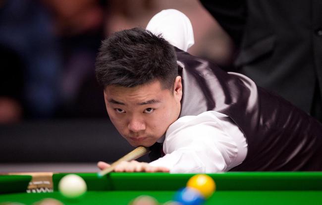 青年足球的 青年足球的