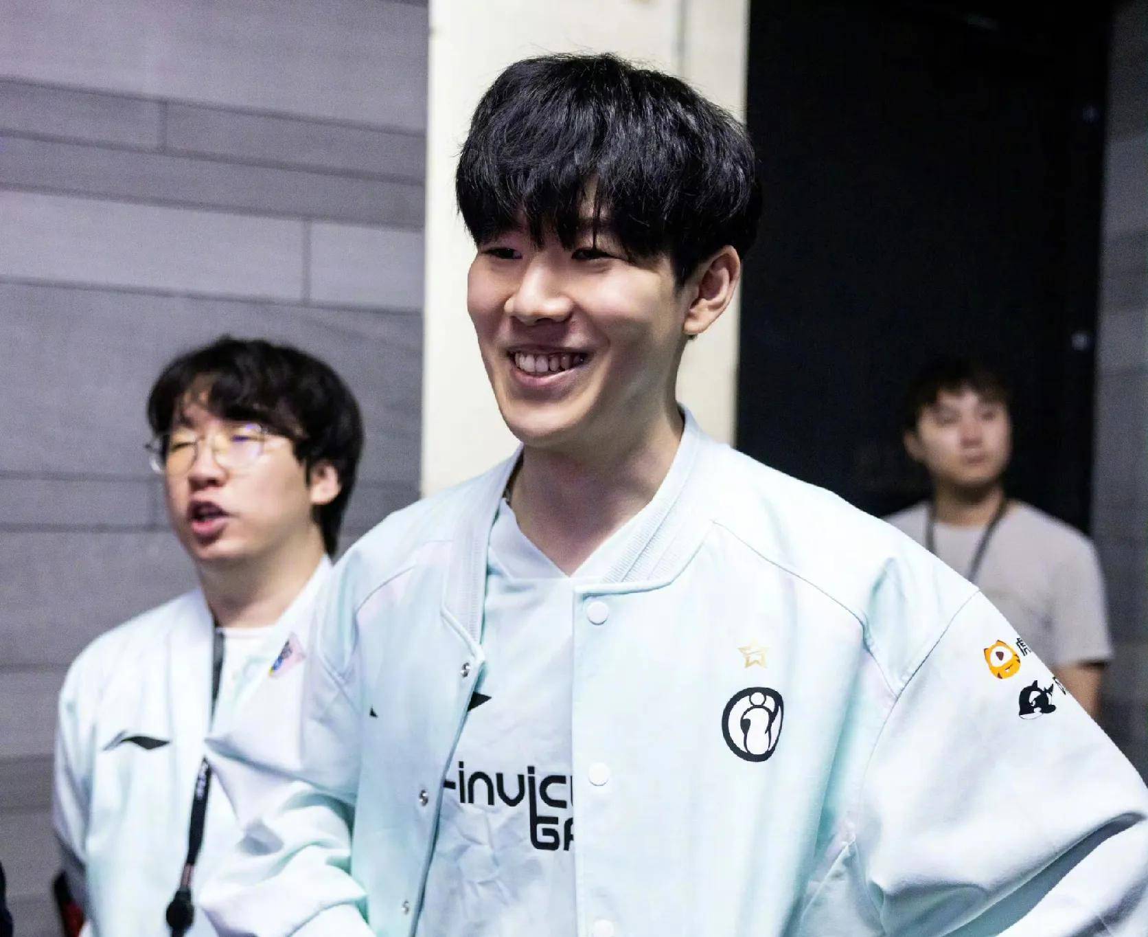 和高效的训 和高效的训