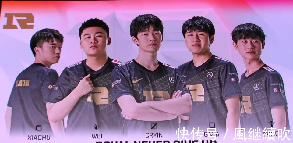 攻与低位稳 攻与低位稳