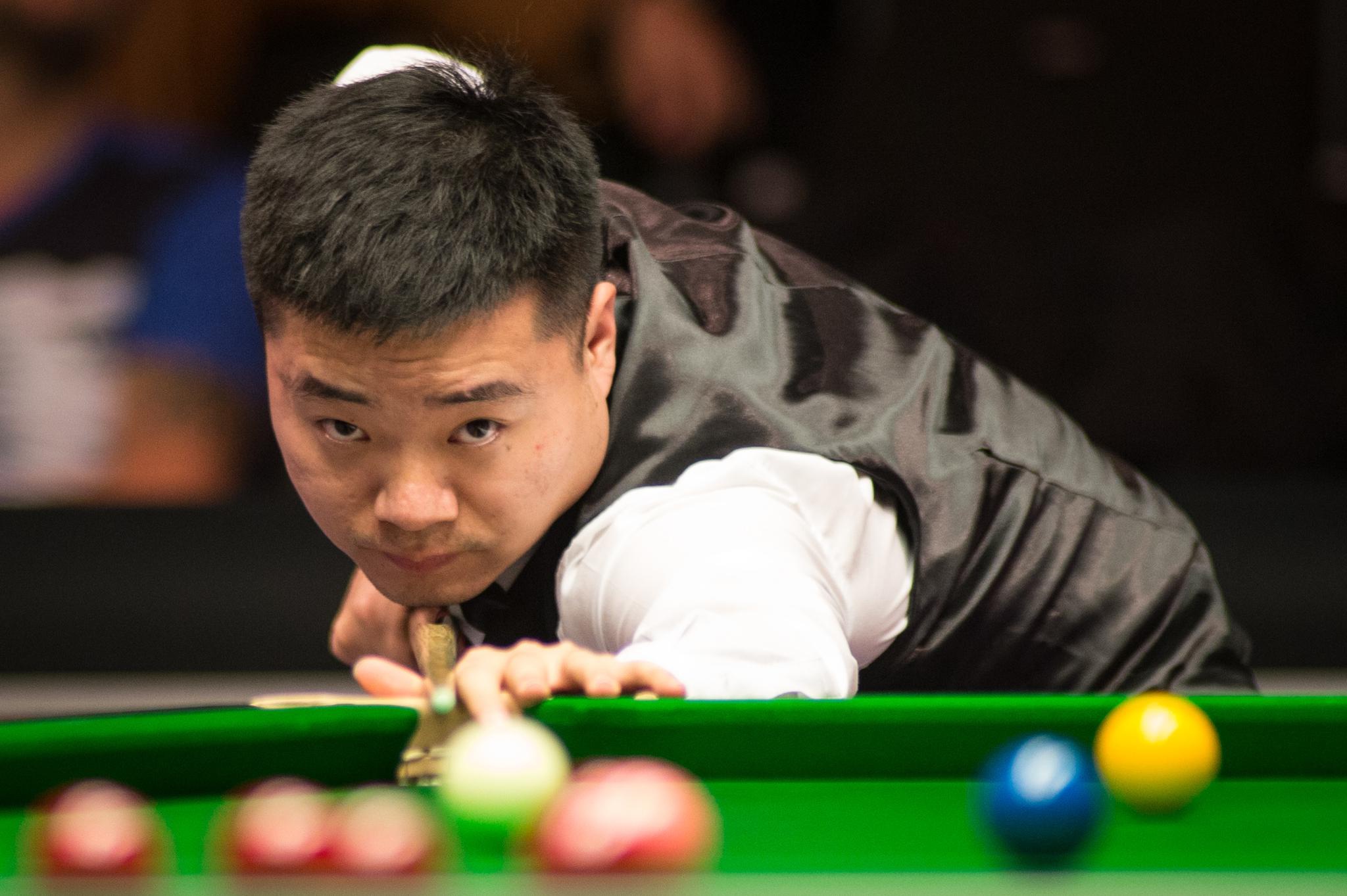 是他能够穿 是他能够穿